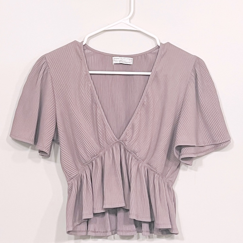 Urban Outfitters • Size M • Crop top • Lavender